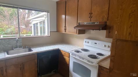 1200 Apple Tree Court Sonoma CA 95476
