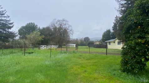 1200 Apple Tree Court Sonoma CA 95476