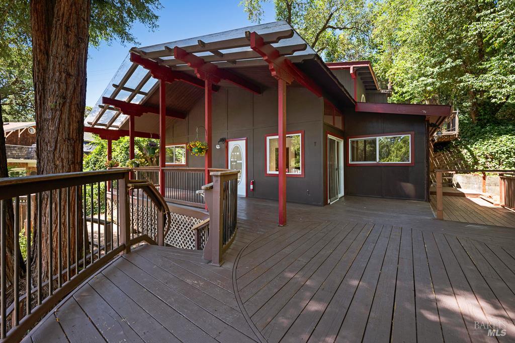 9014 Argonne Way Forestville CA 95436