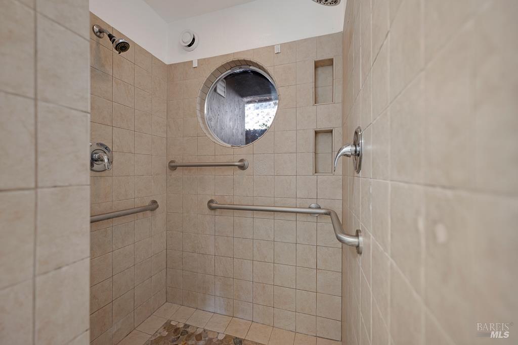 9014 Argonne Way Forestville CA 95436