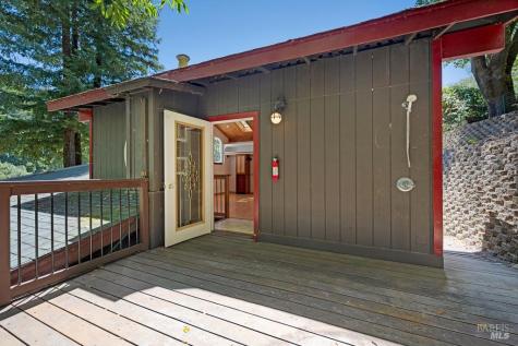 9014 Argonne Way Forestville CA 95436