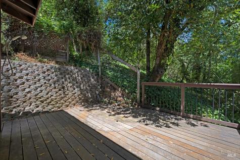 9014 Argonne Way Forestville CA 95436
