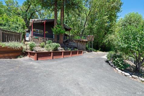 9014 Argonne Way Forestville CA 95436