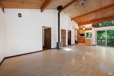 9014 Argonne Way Forestville CA 95436