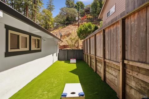22 Chevy Chase Court Larkspur CA 94939
