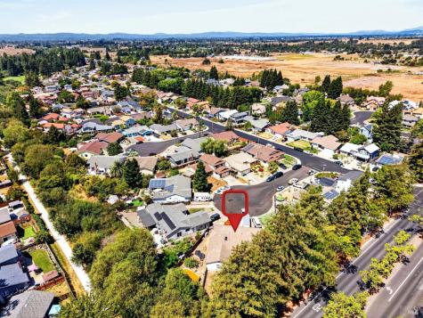 4410 Hampton Court W Rohnert Park CA 94928
