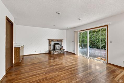 4410 Hampton Court W Rohnert Park CA 94928