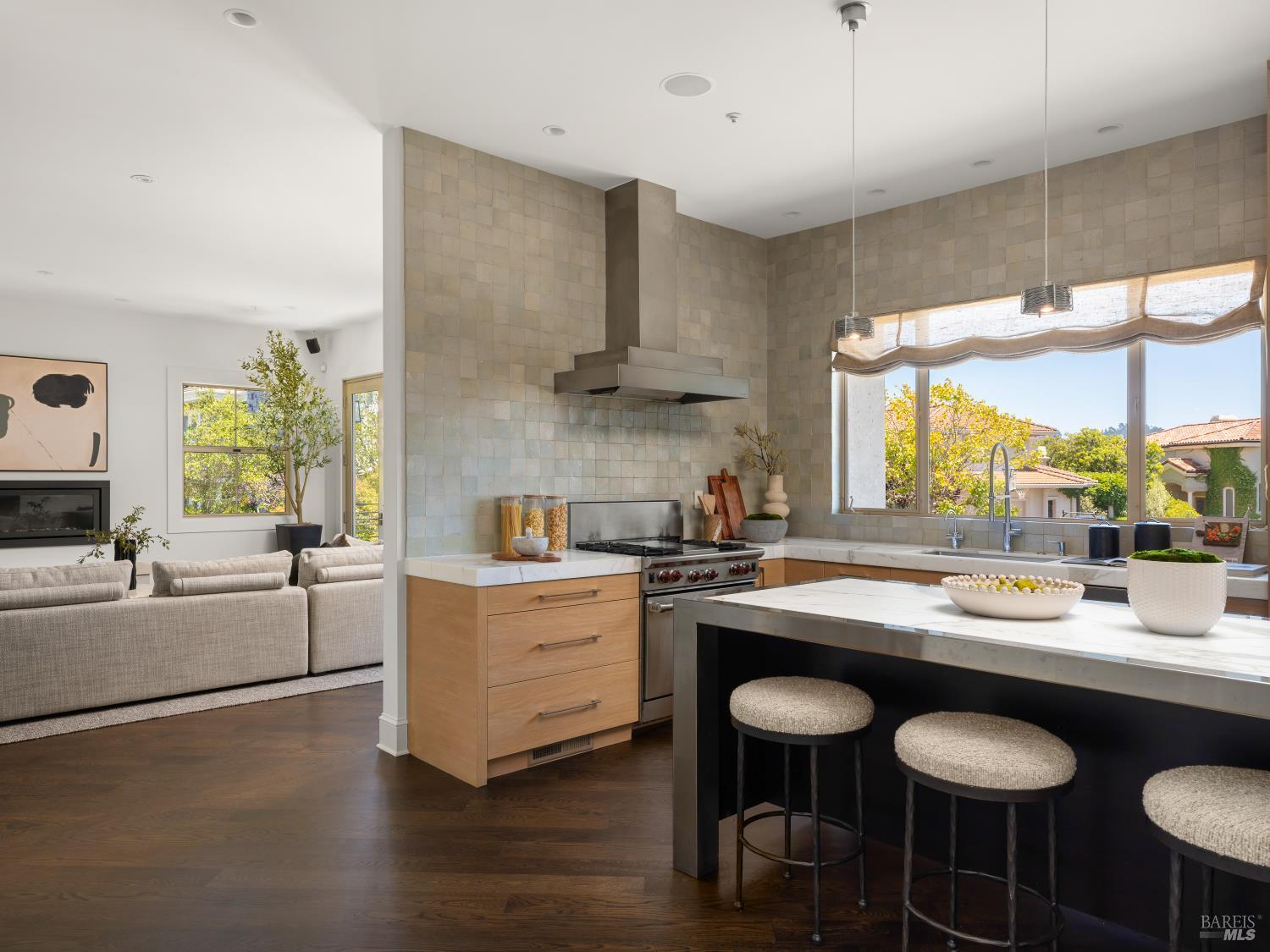 17 Cecilia Court Tiburon CA 94920