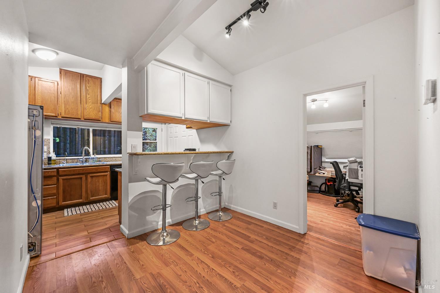 15360 Willow Road Guerneville CA 95446