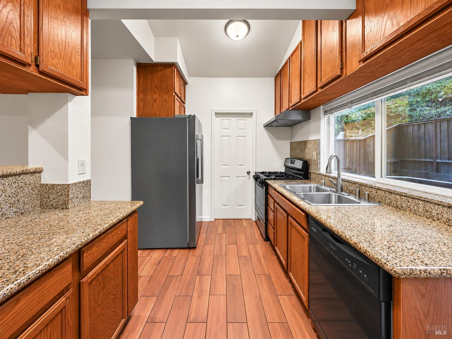 15360 Willow Road Guerneville CA 95446