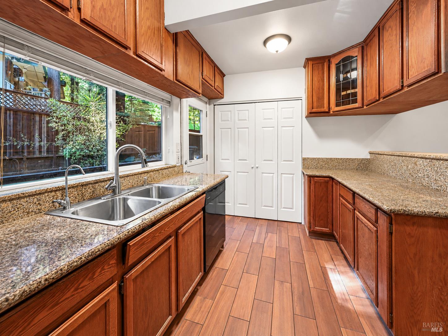 15360 Willow Road Guerneville CA 95446