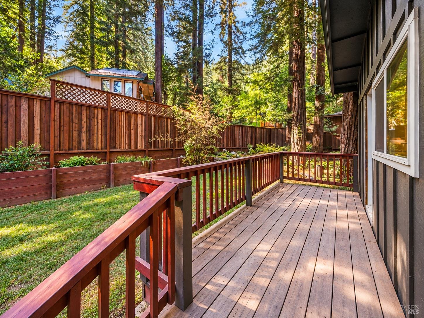 15360 Willow Road Guerneville CA 95446