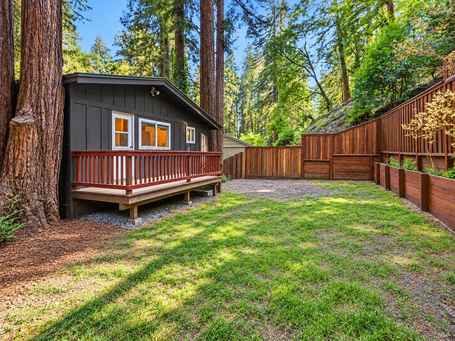 15360 Willow Road Guerneville CA 95446