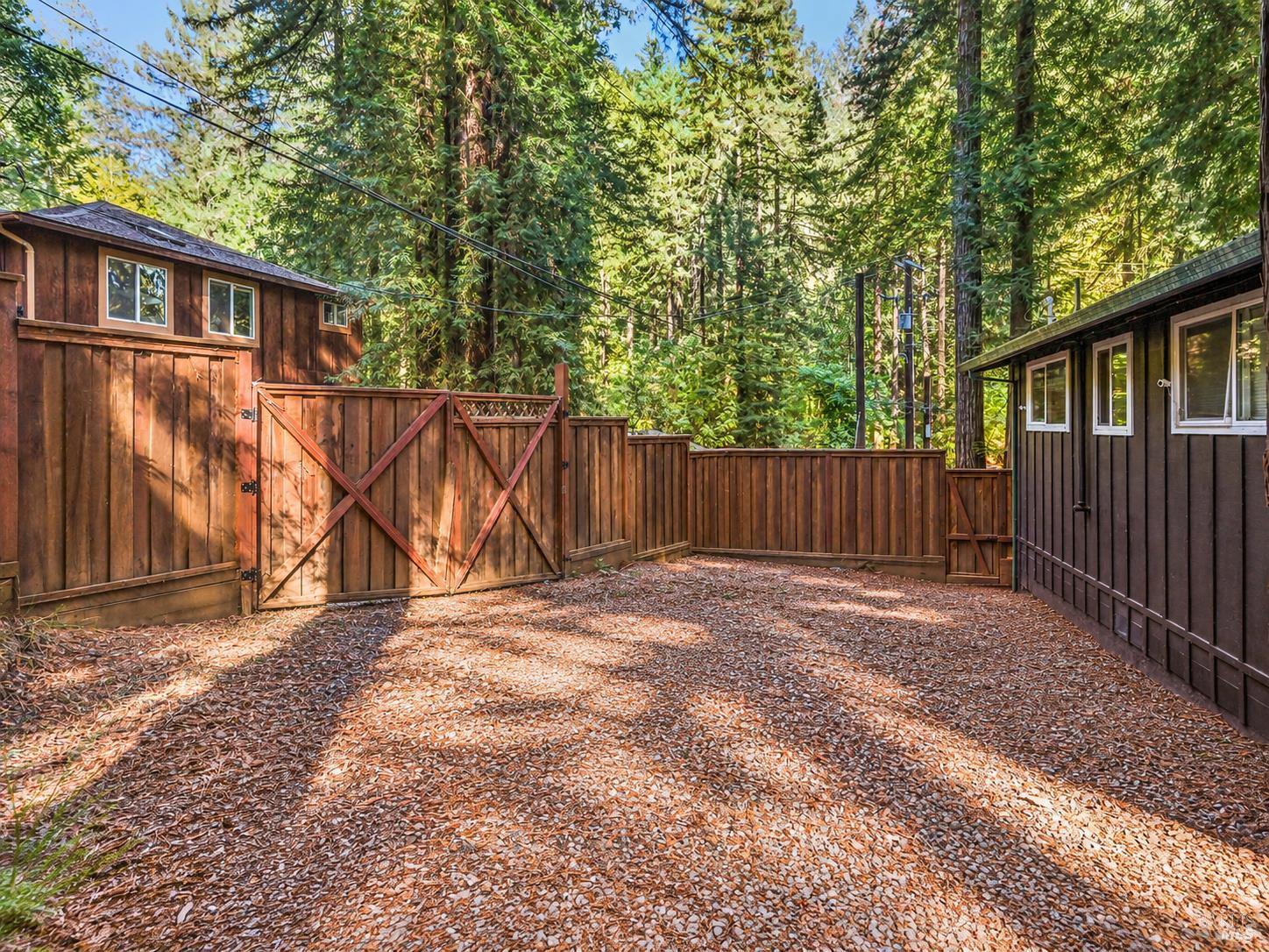 15360 Willow Road Guerneville CA 95446
