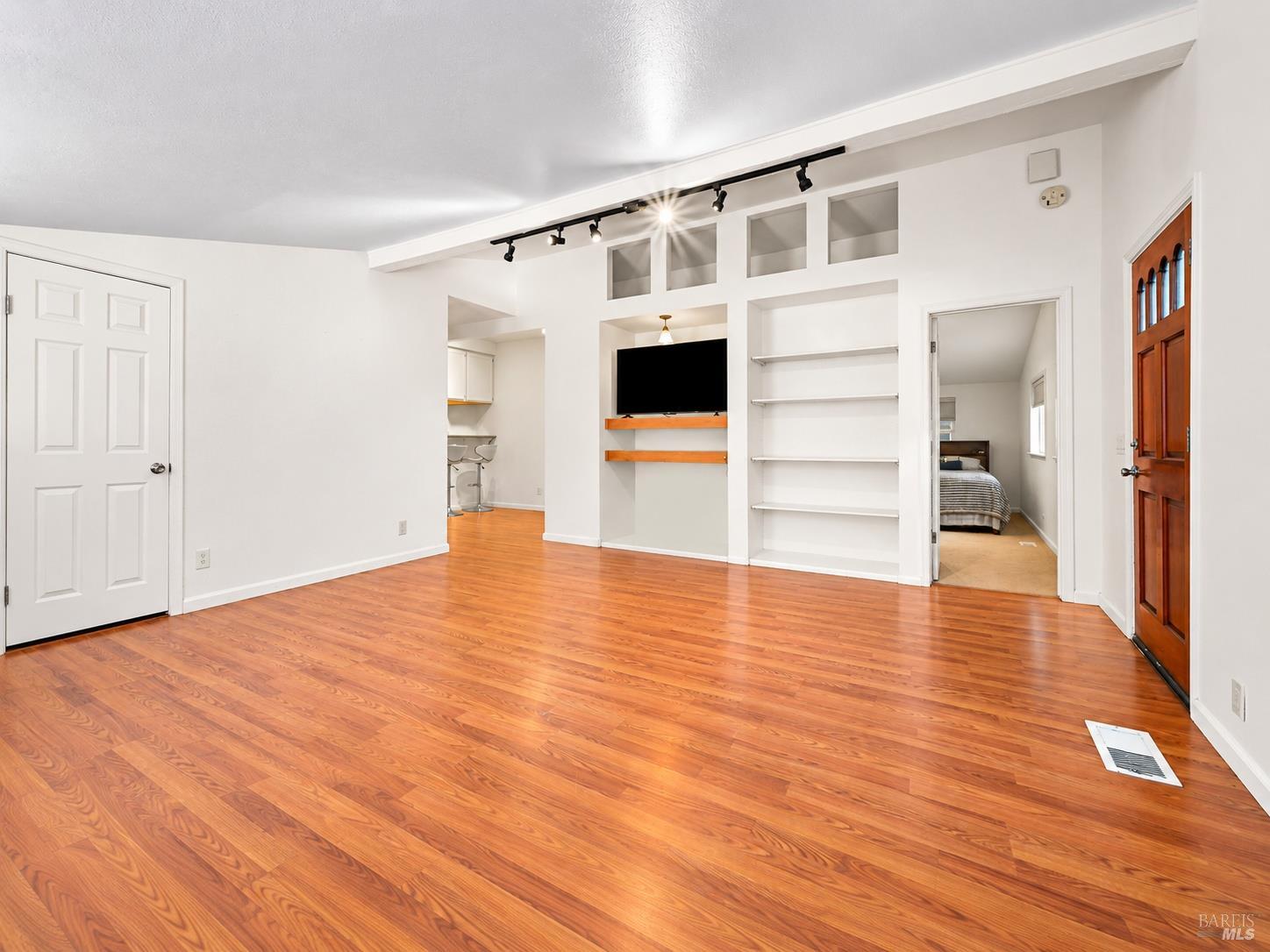 15360 Willow Road Guerneville CA 95446