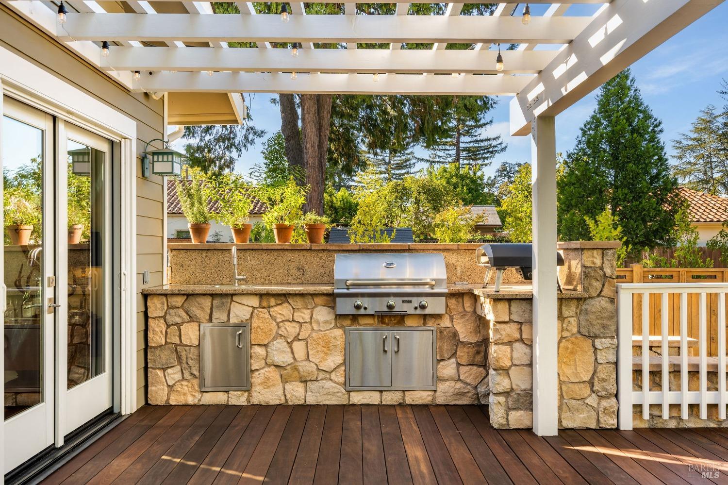 1430 Stockton Street St. Helena CA 94574