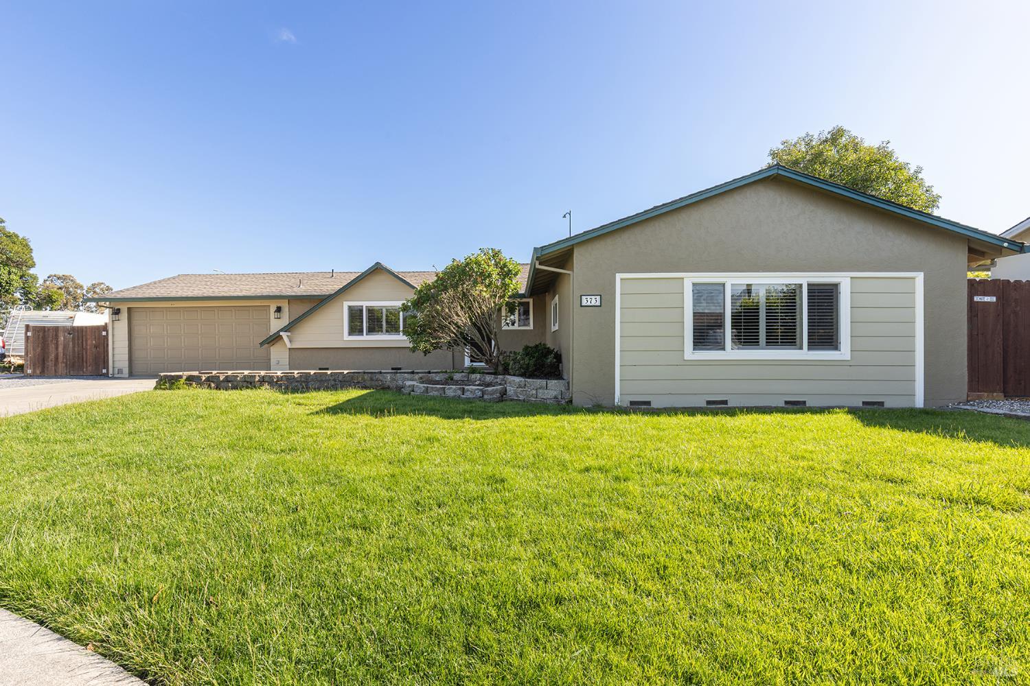 373 Alma Avenue Rohnert Park CA 94928