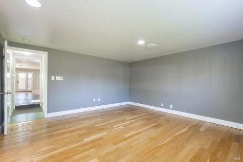 373 Alma Avenue Rohnert Park CA 94928