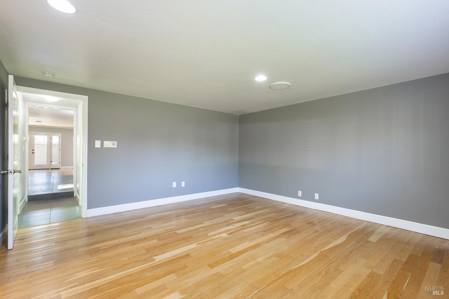 373 Alma Avenue Rohnert Park CA 94928