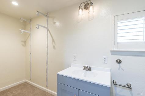 373 Alma Avenue Rohnert Park CA 94928
