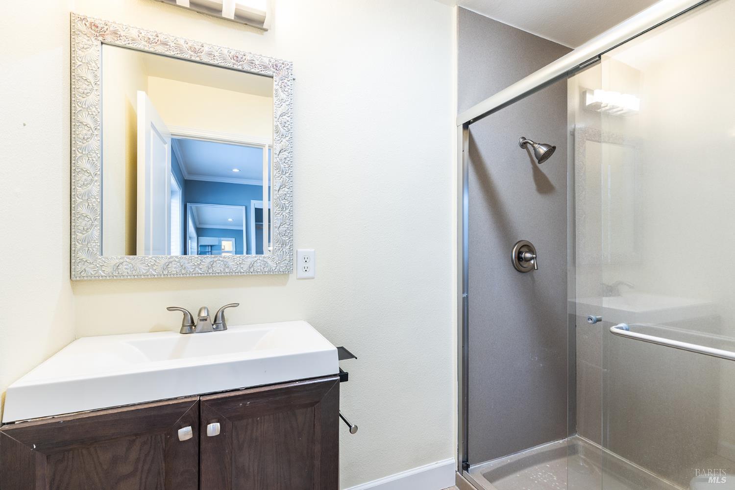373 Alma Avenue Rohnert Park CA 94928
