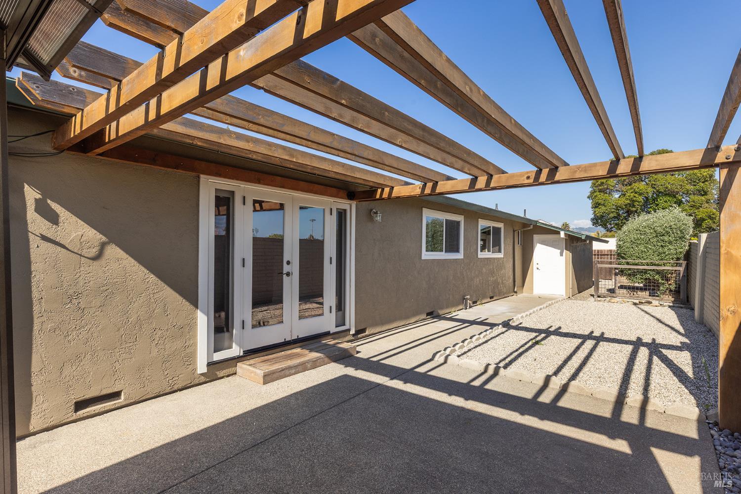 373 Alma Avenue Rohnert Park CA 94928