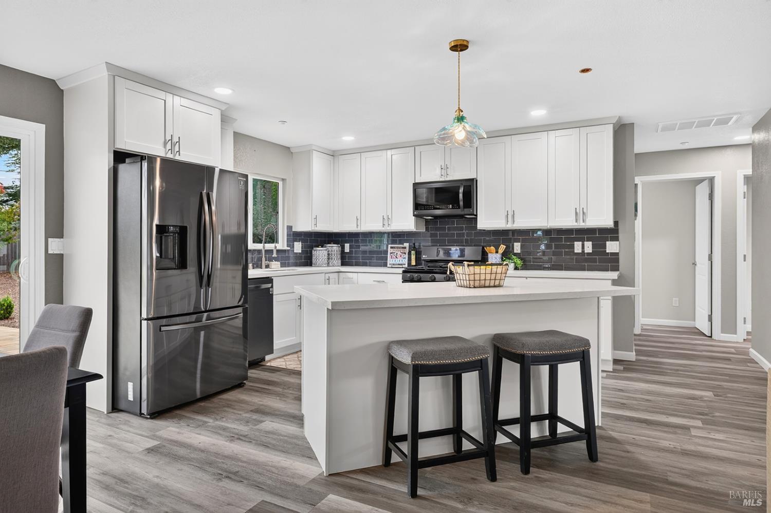 6837 Oak Leaf Drive Santa Rosa CA 95409