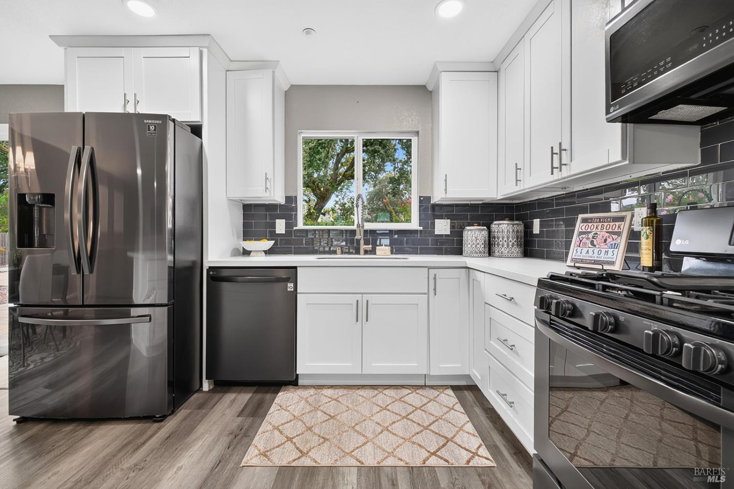6837 Oak Leaf Drive Santa Rosa CA 95409