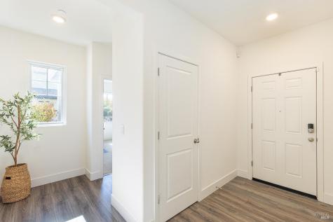 6092 Oak Leaf Place Rohnert Park CA 94928