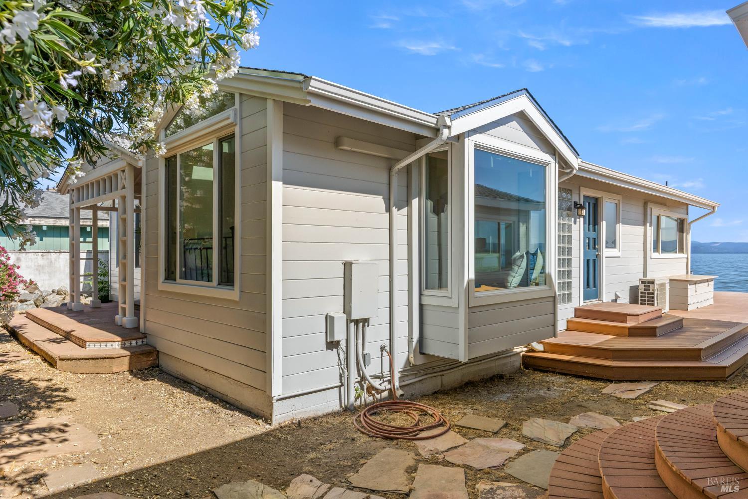 3495 Lakeshore Boulevard Nice CA 95464