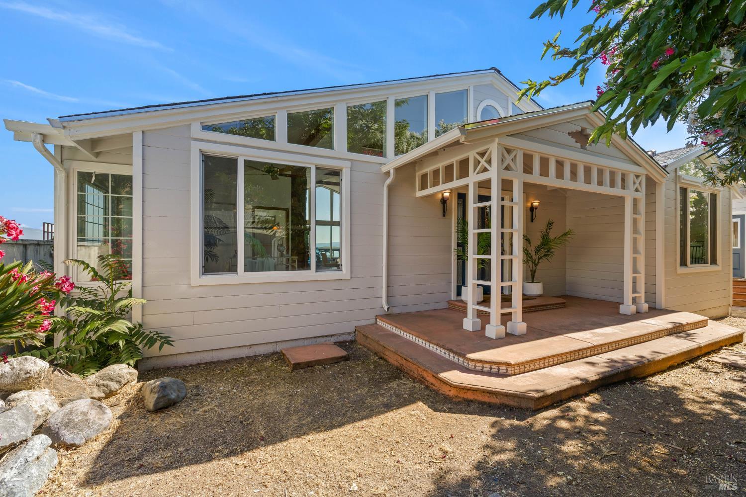 3495 Lakeshore Boulevard Nice CA 95464