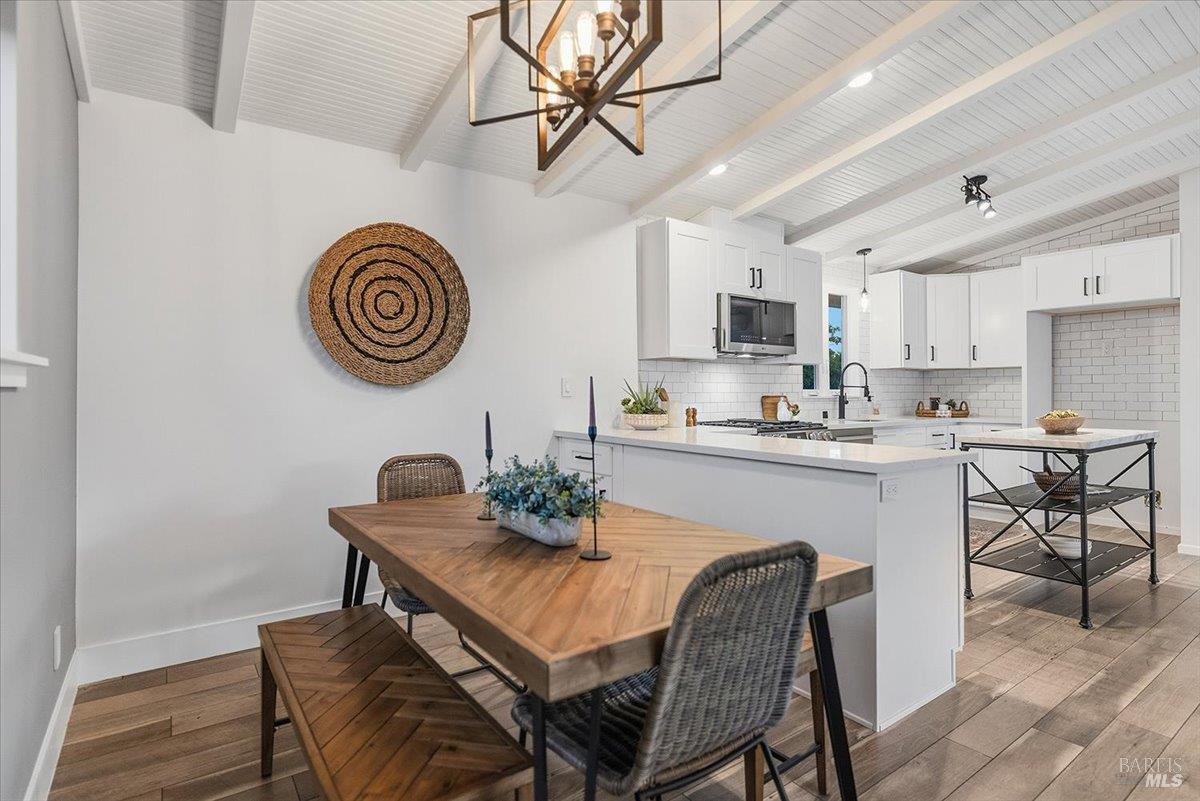 1421 Spruce Way Healdsburg CA 95448