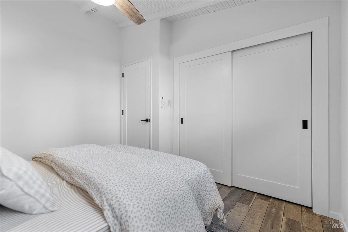 1421 Spruce Way Healdsburg CA 95448