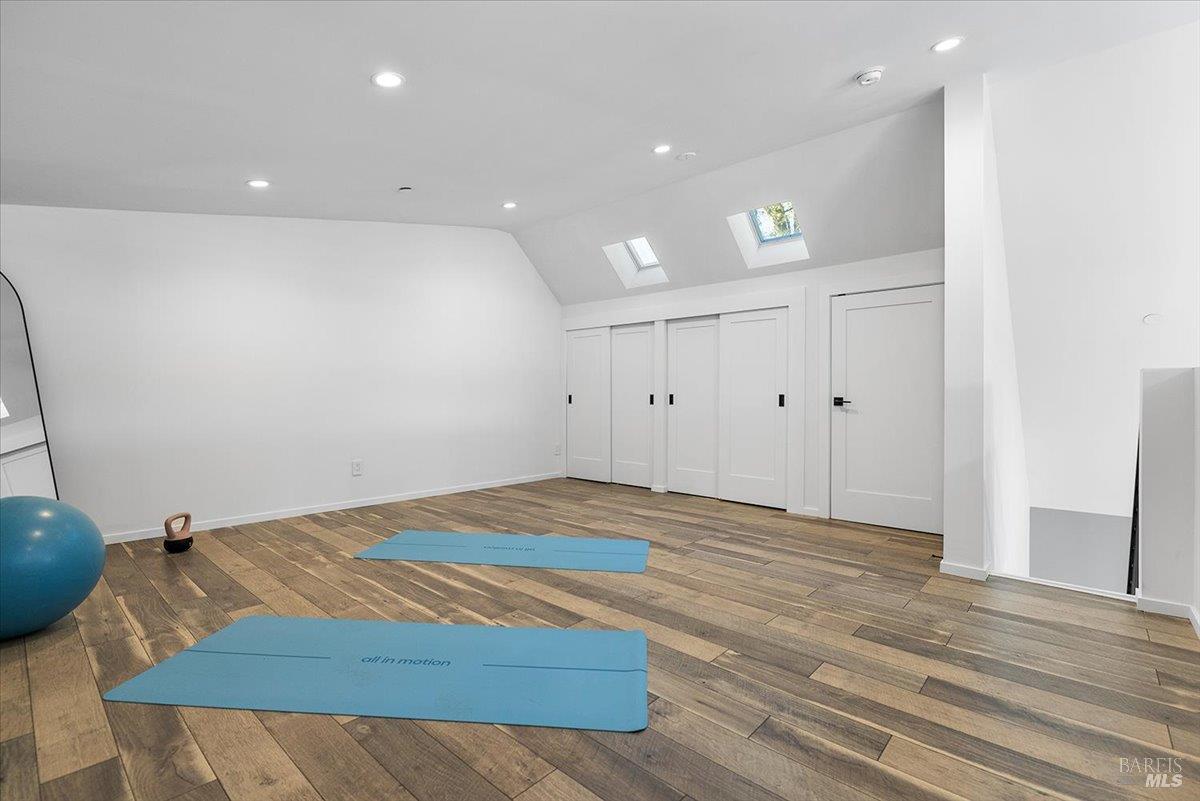1421 Spruce Way Healdsburg CA 95448