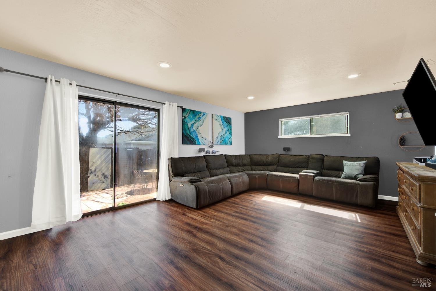 1424 Mckinley Street Fairfield CA 94533