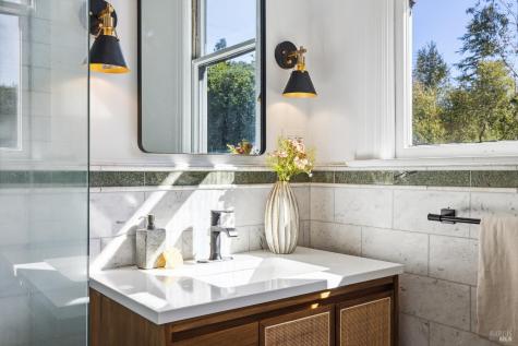 1375 Gossage Avenue Petaluma CA 94952