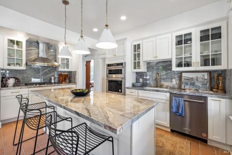 1375 Gossage Avenue Petaluma CA 94952