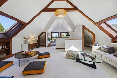 1375 Gossage Avenue Petaluma CA 94952