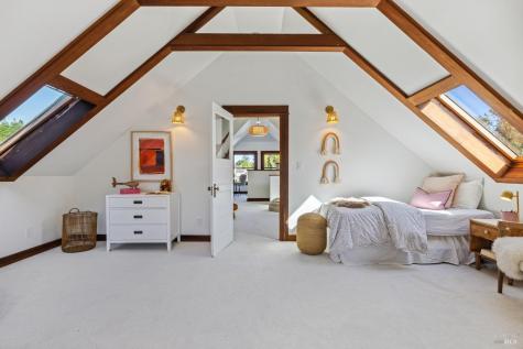 1375 Gossage Avenue Petaluma CA 94952