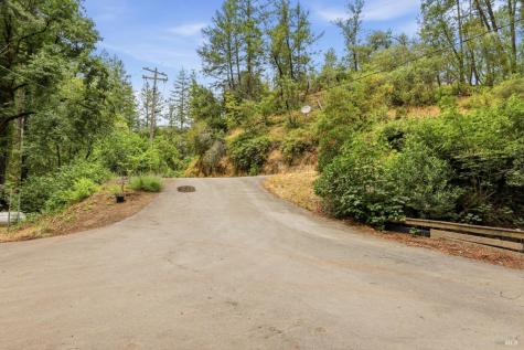 5828 Gates Road Santa Rosa CA 95404