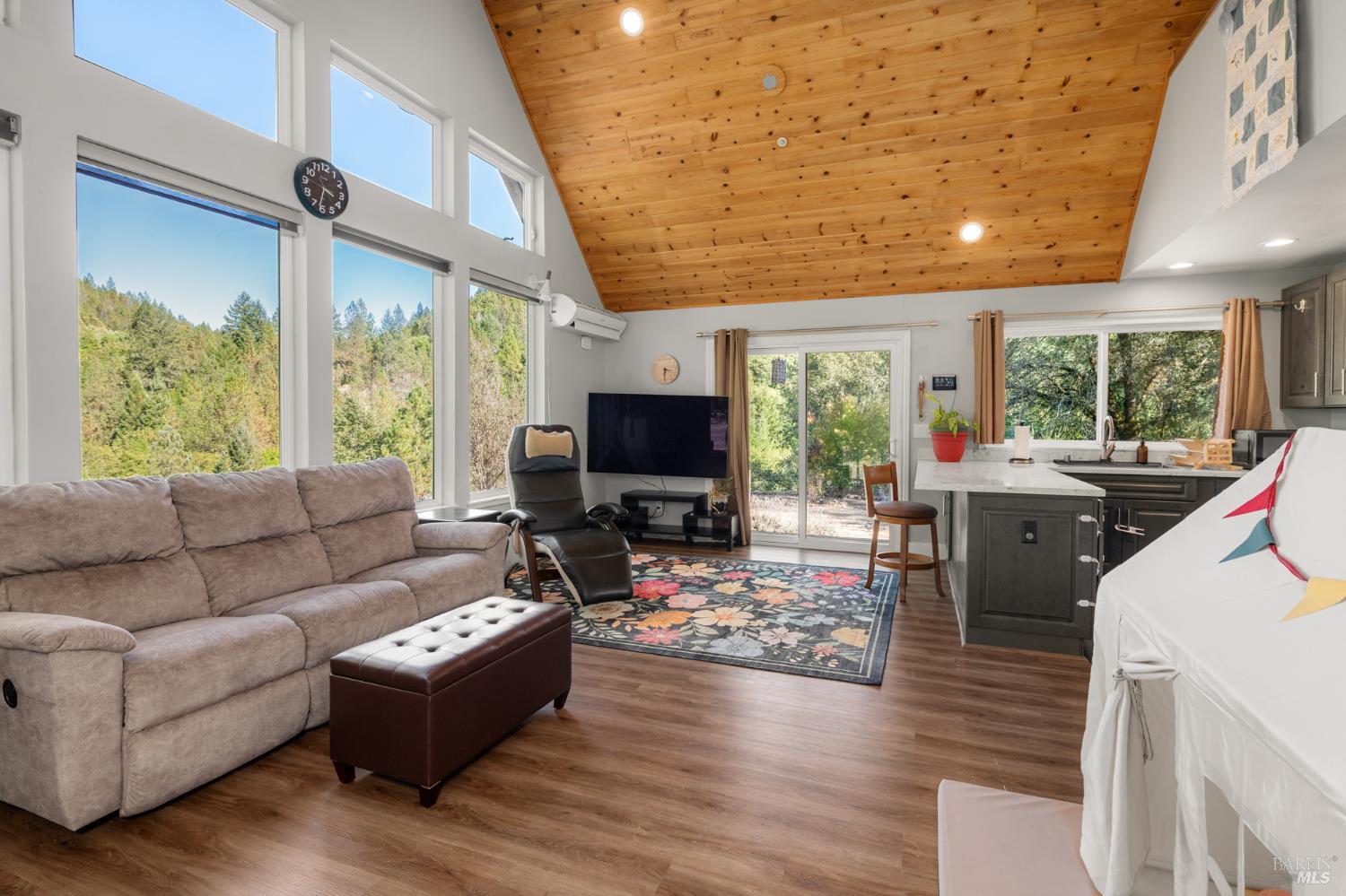 1300 Niestrath Road Cazadero CA 95421