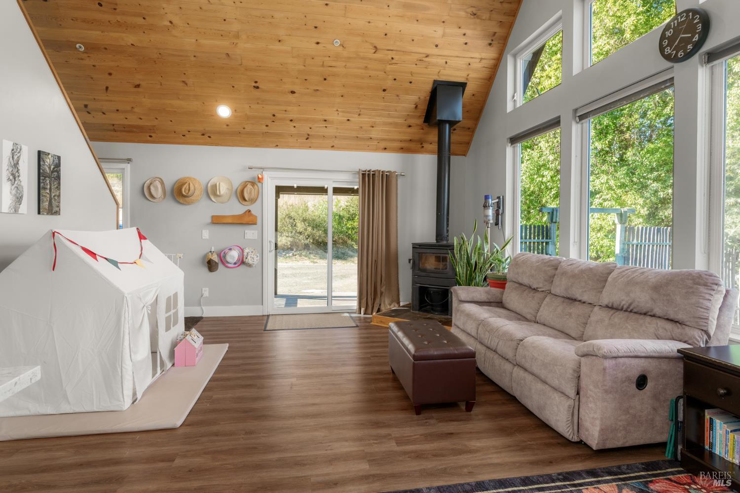 1300 Niestrath Road Cazadero CA 95421