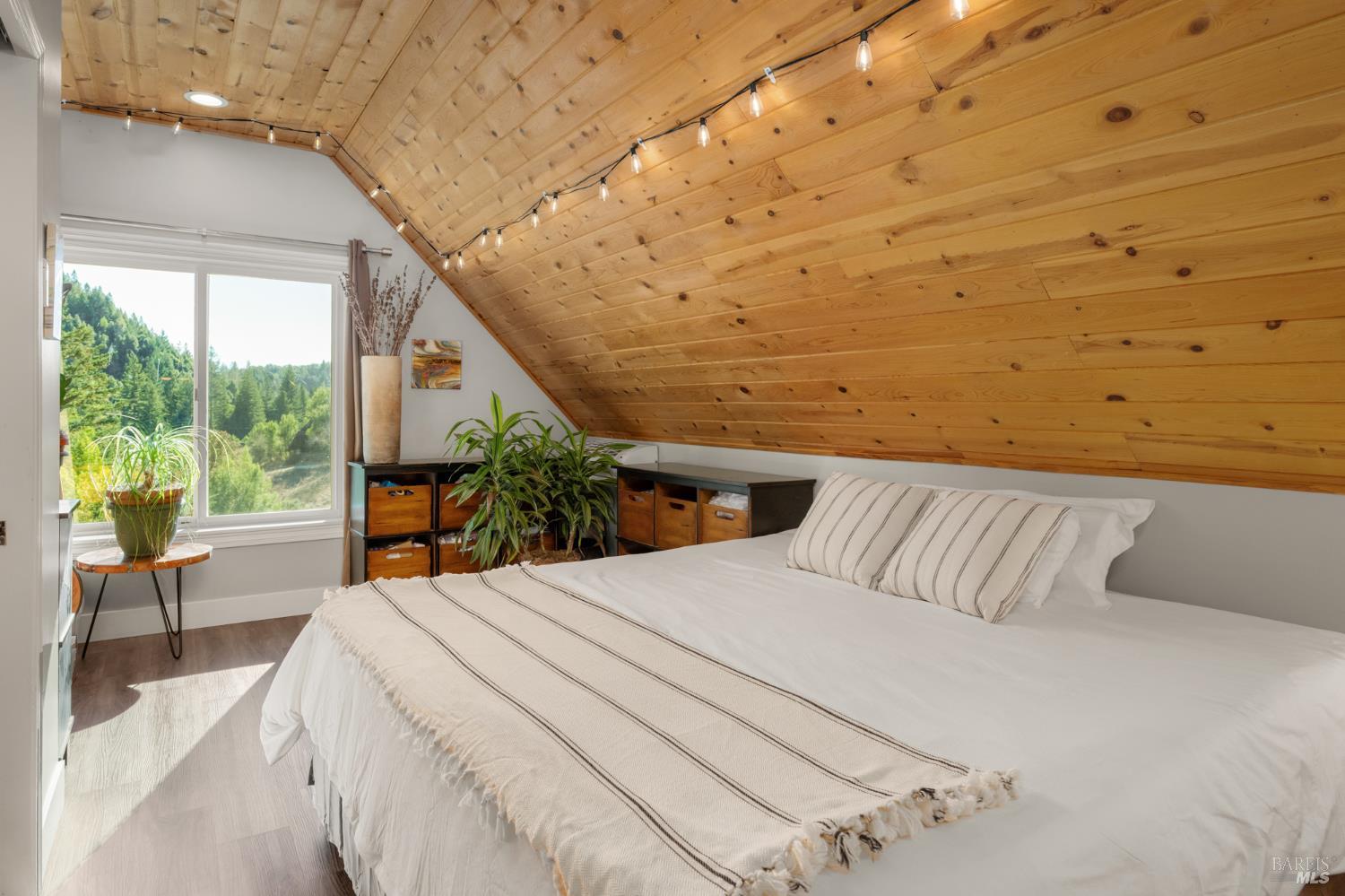 1300 Niestrath Road Cazadero CA 95421