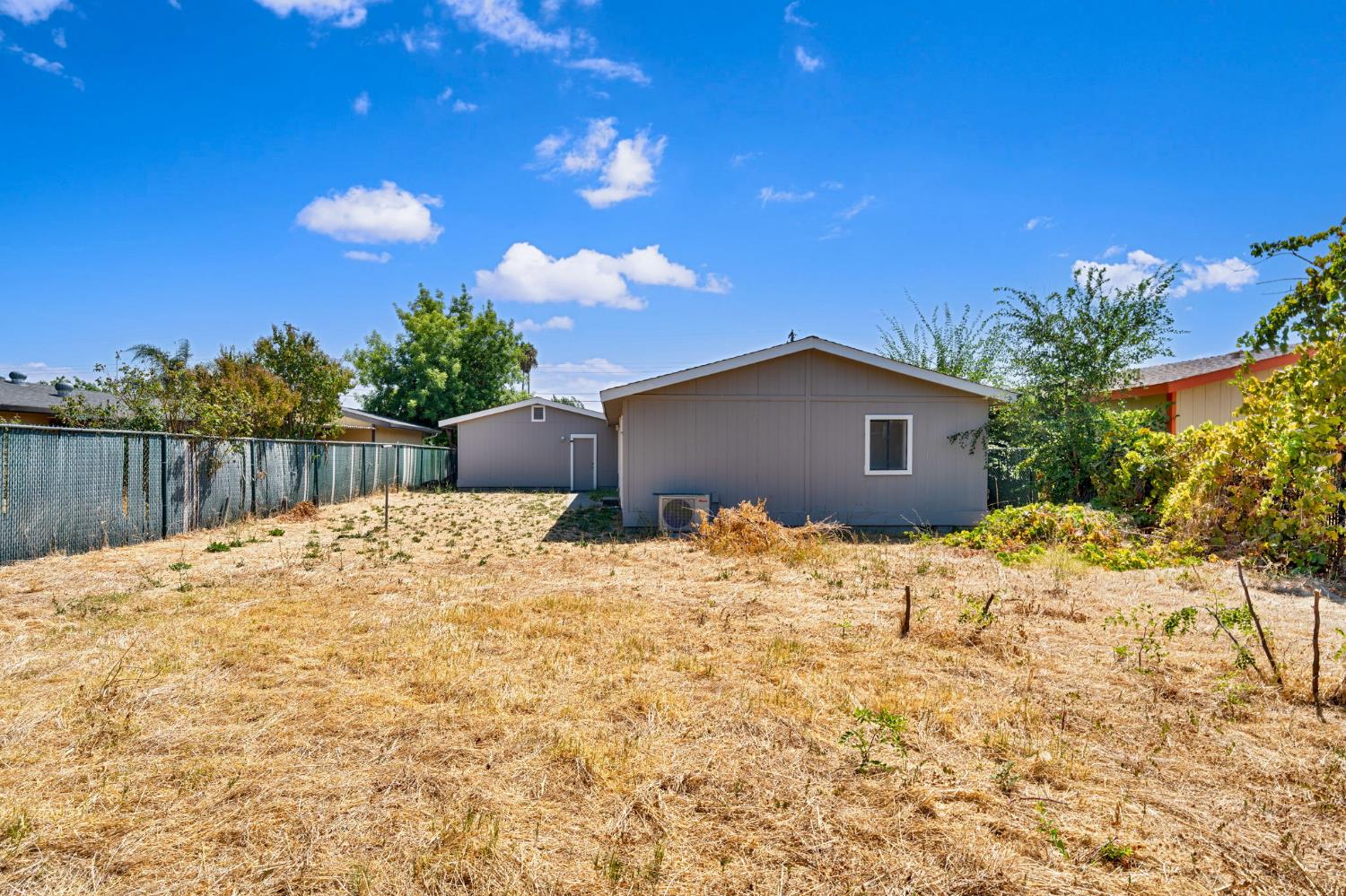 2729 Toy Avenue Sacramento CA 95822