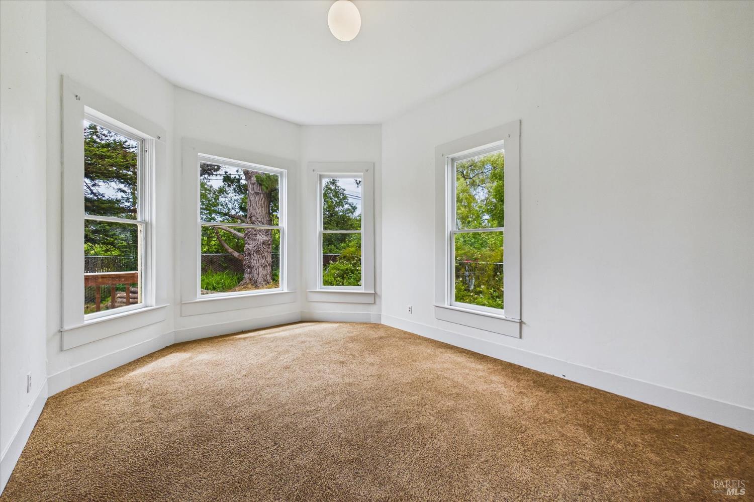 7110 Myrtle Avenue Eureka CA 95503