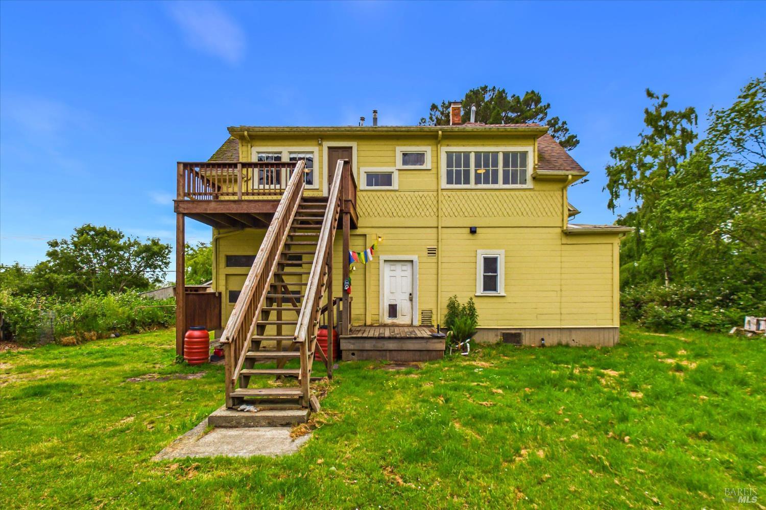 7110 Myrtle Avenue Eureka CA 95503