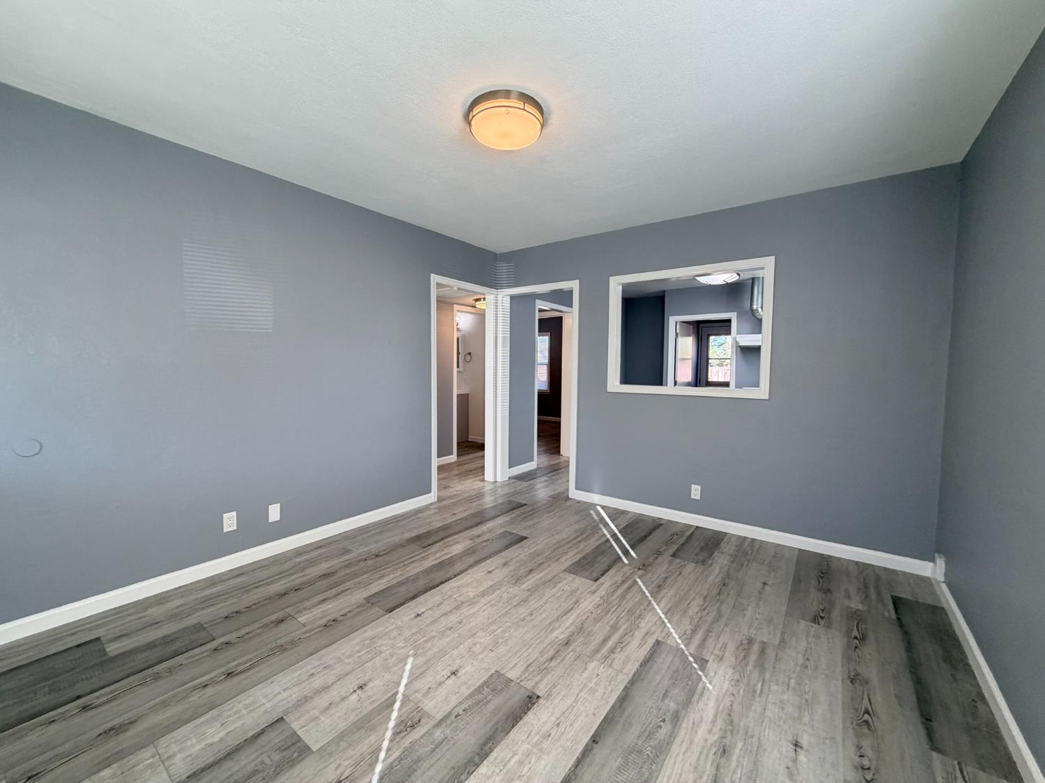 887 Edgewood Avenue Sacramento CA 95815