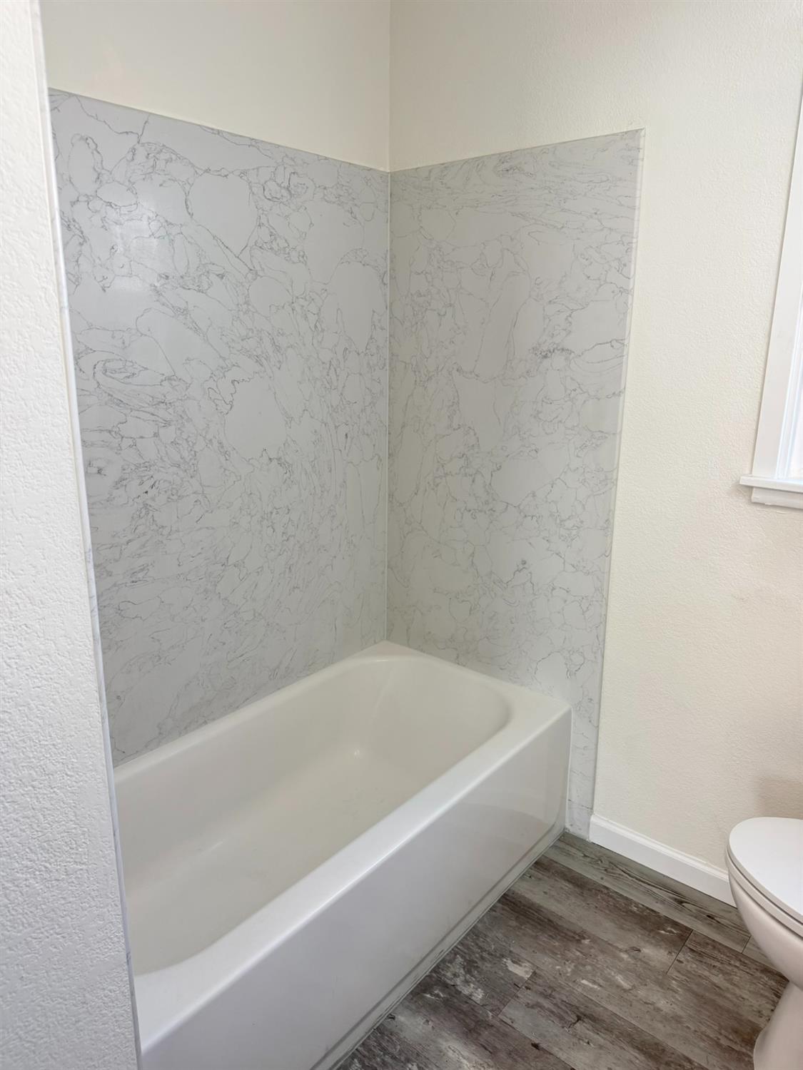 887 Edgewood Avenue Sacramento CA 95815