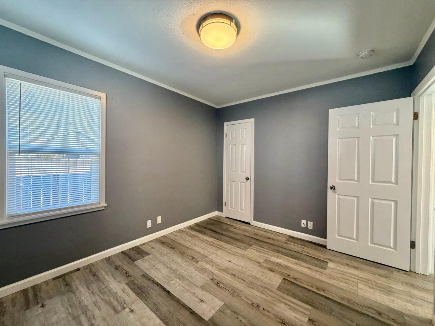 887 Edgewood Avenue Sacramento CA 95815
