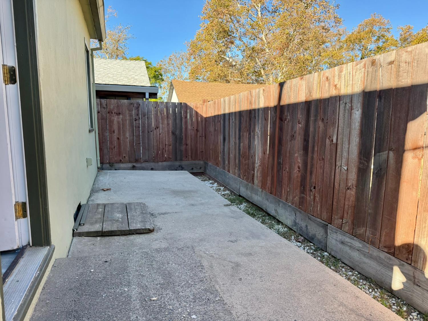 887 Edgewood Avenue Sacramento CA 95815